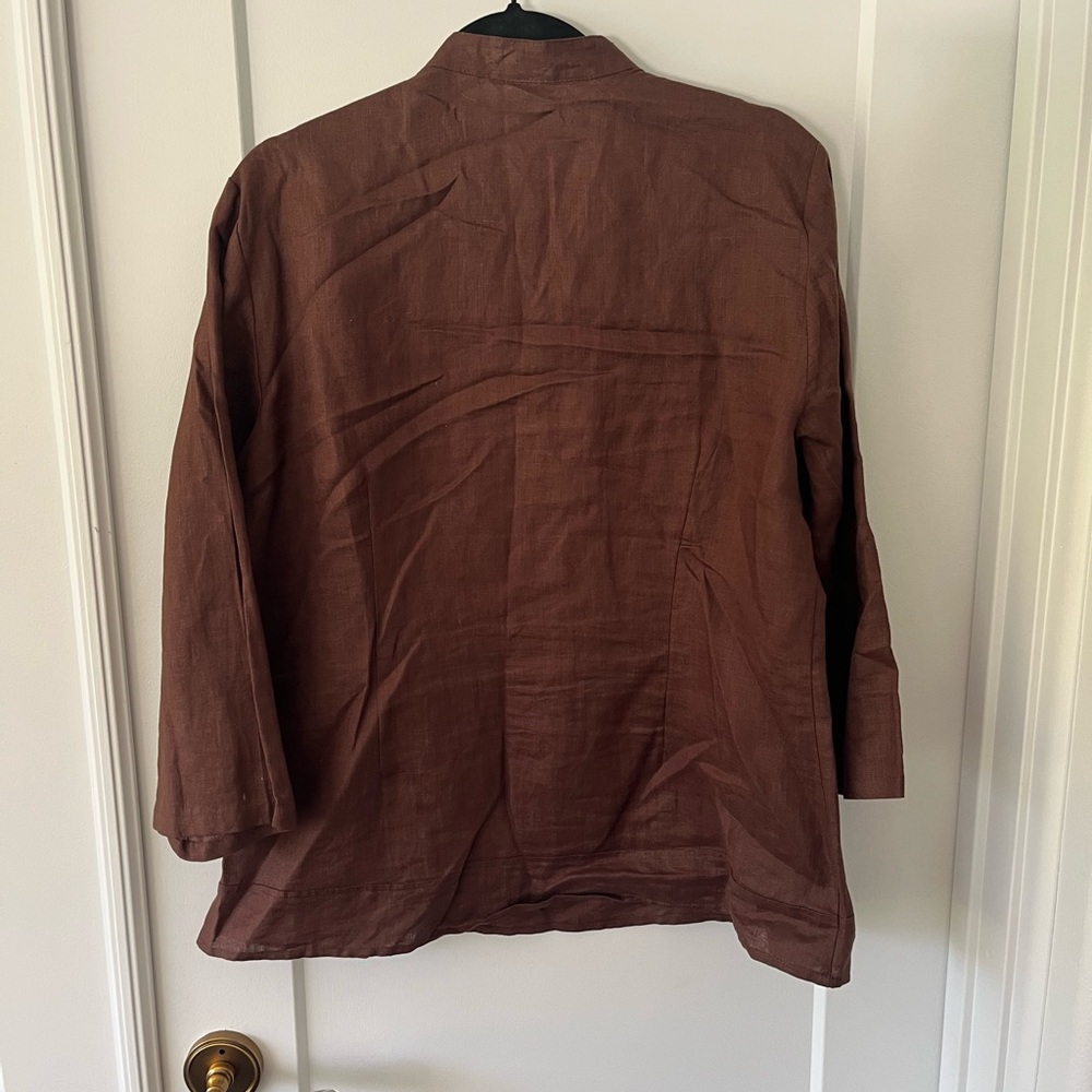 Tweeds Rich Brown Linen Top - Picture 2 of 3